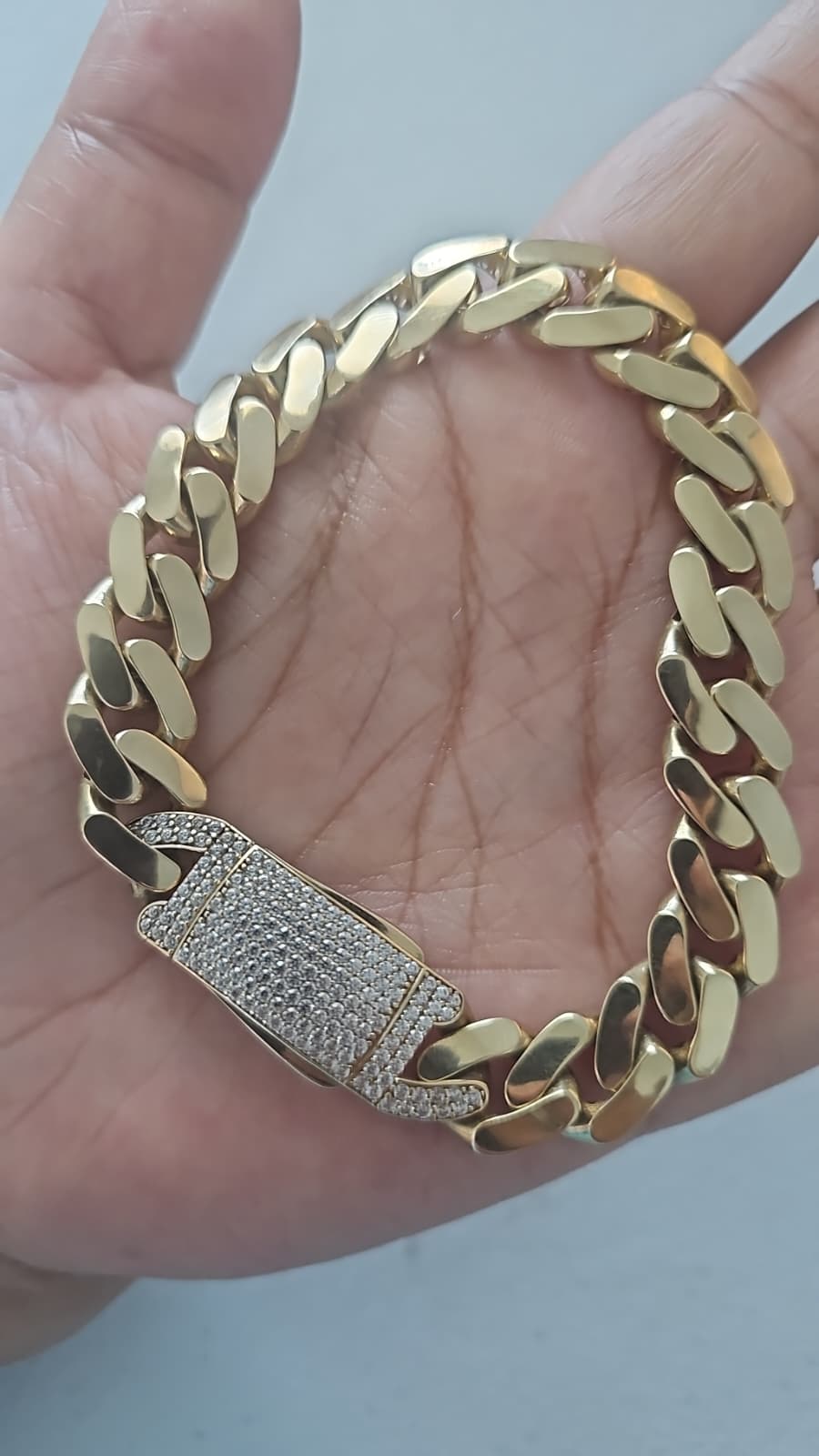 14 k esclava