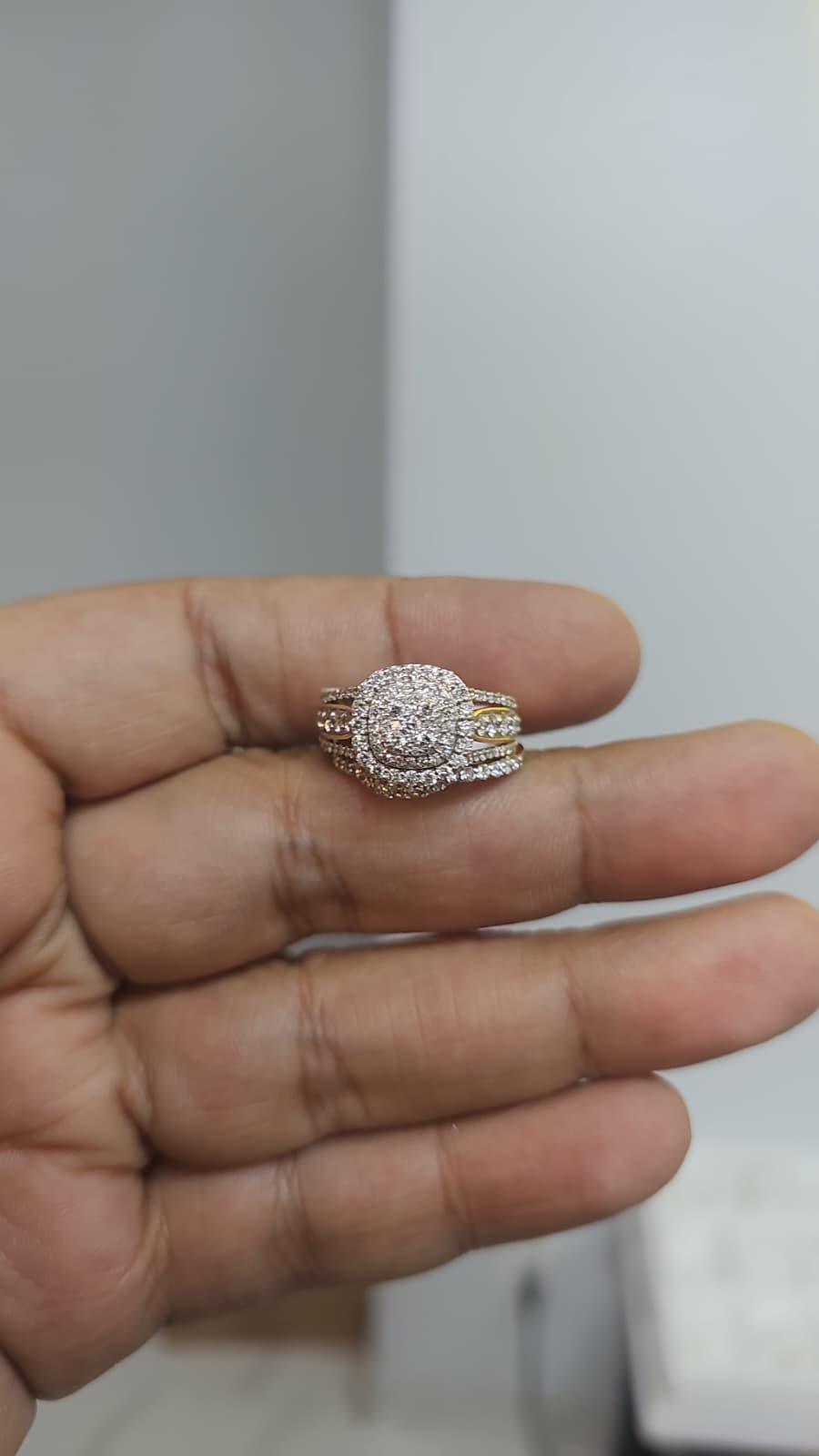 14 k anillo diamente