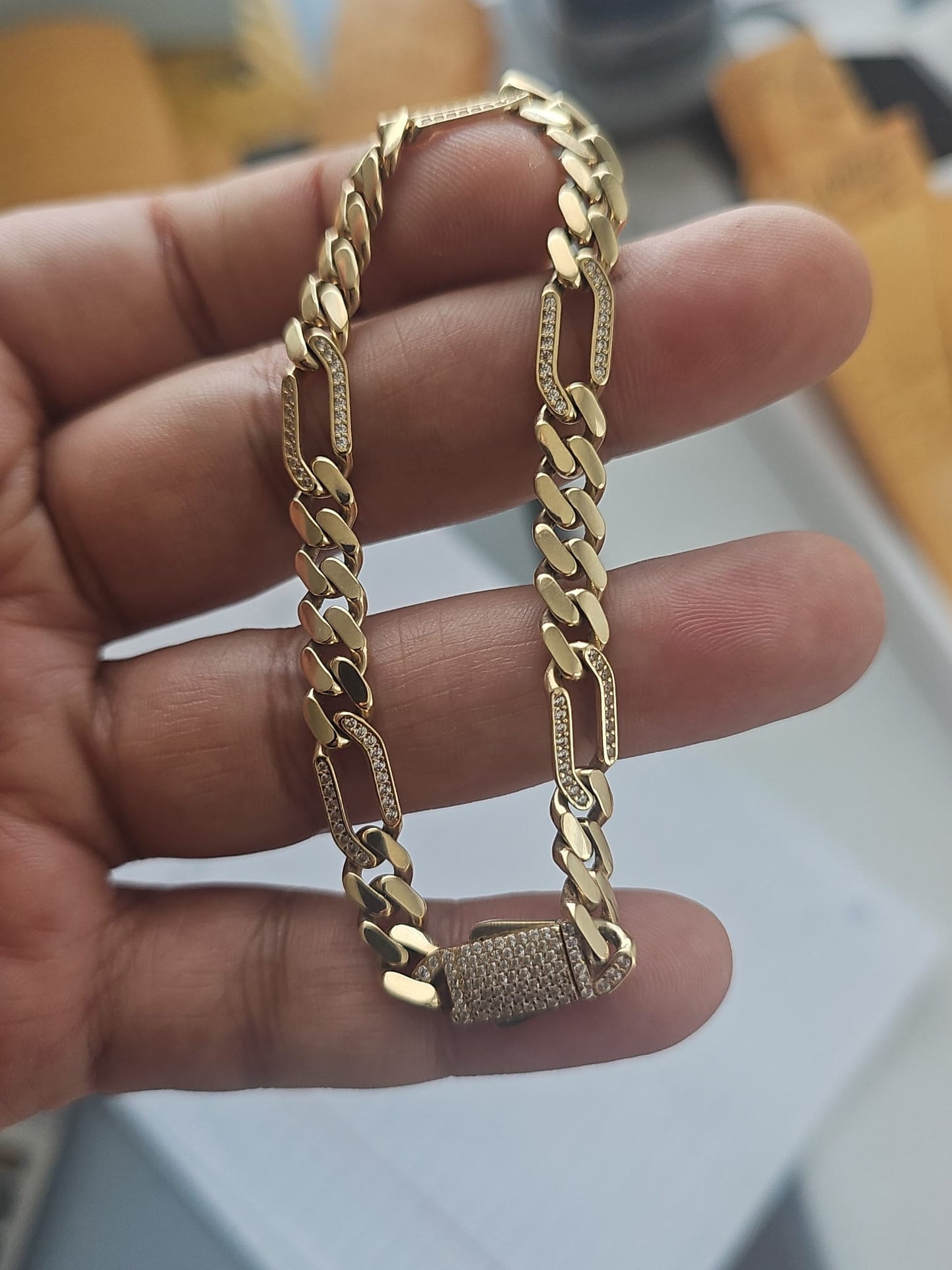 14 k esclava