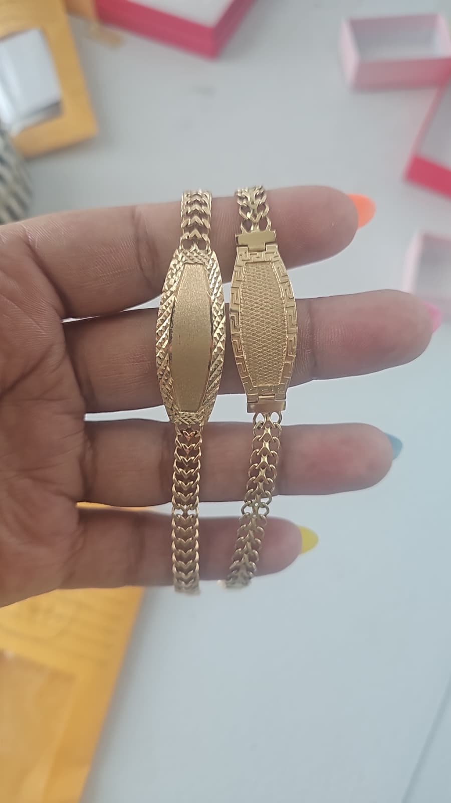 14 k esclava