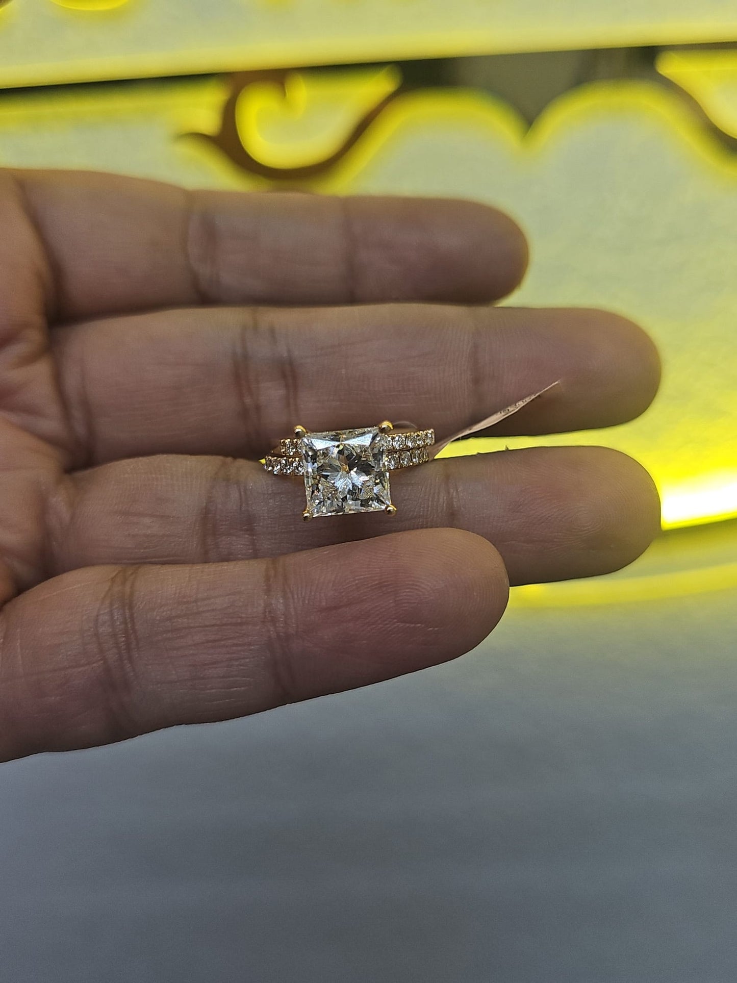 14 k anillo diamante