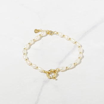 Dainty Freshwater Pearl Bracelet