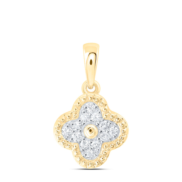 1/5CTW-NAT DIA CN GIFT CLOVER PENDANT
