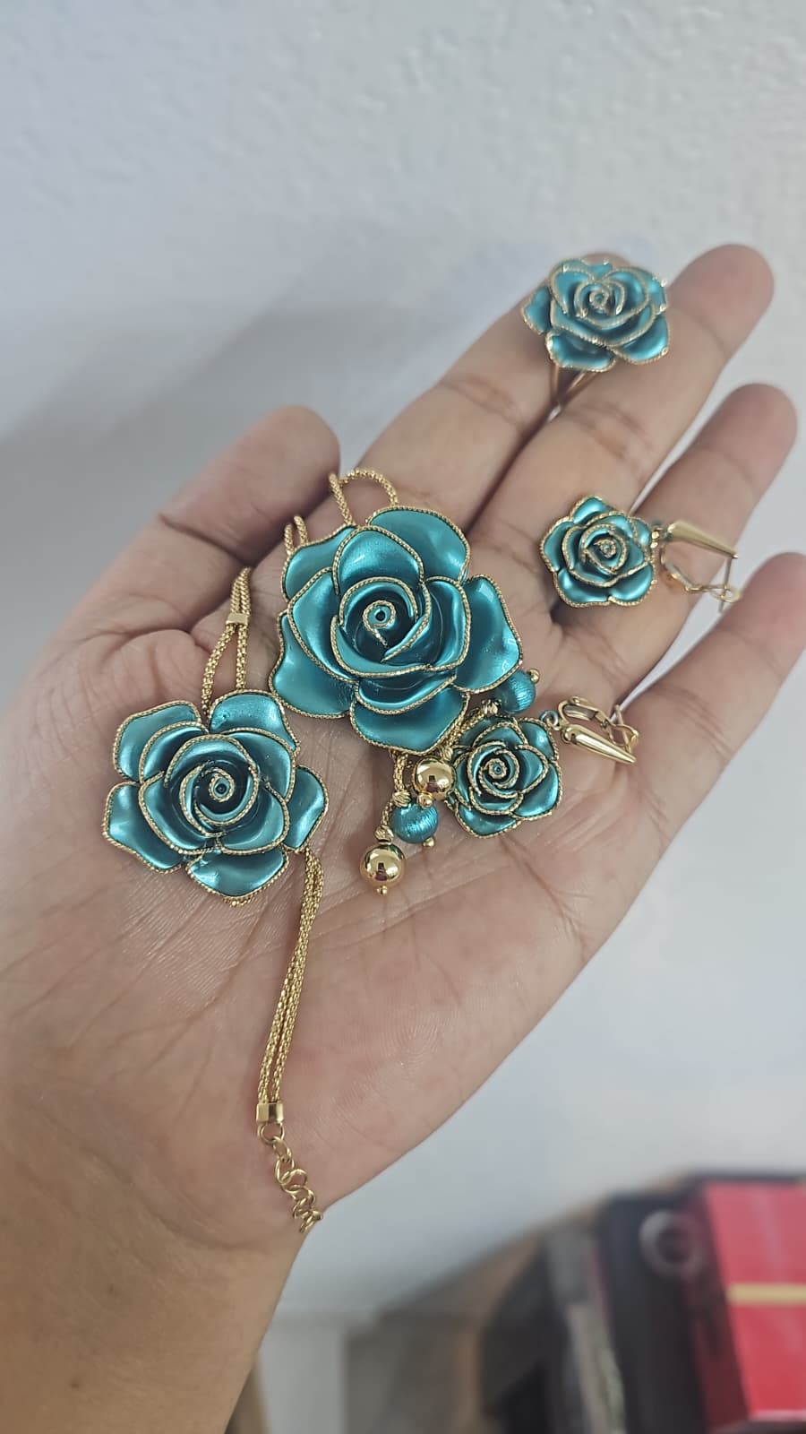 18 k set