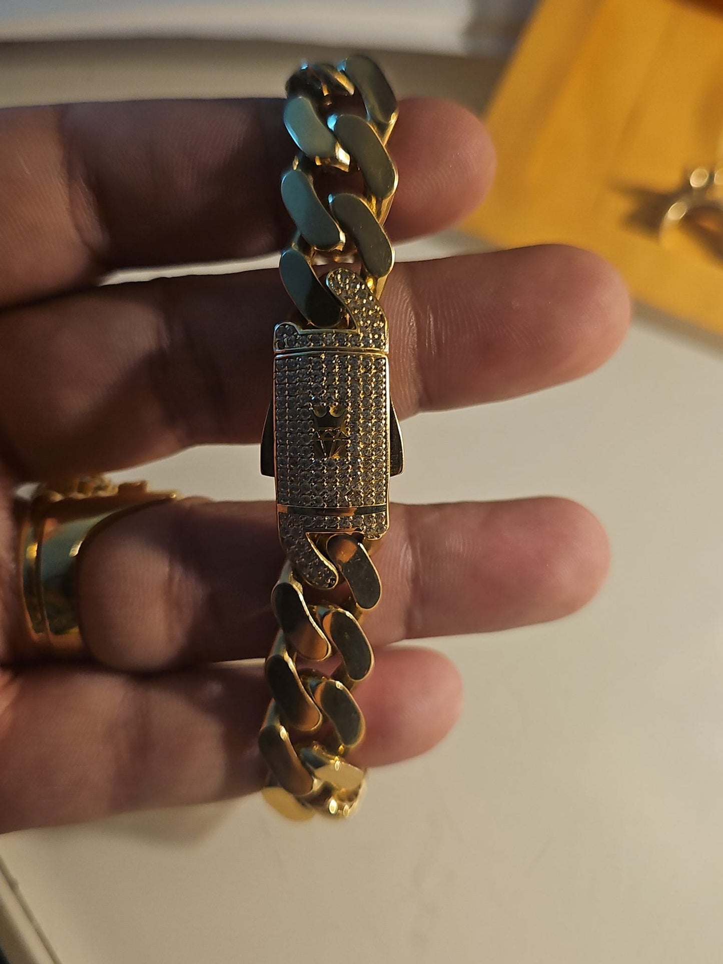 14 k esclava