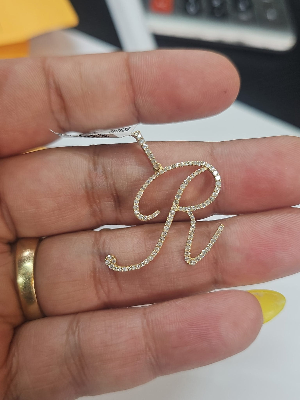 14 k pendant R
