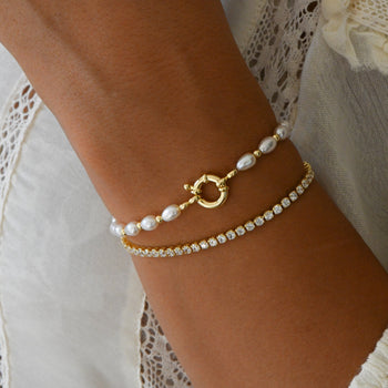 Dainty Freshwater Pearl Bracelet